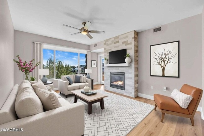 Building Photo - 4803 N Woodmere Fairway