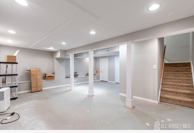 Building Photo - 3 Tiger Lilly Ct