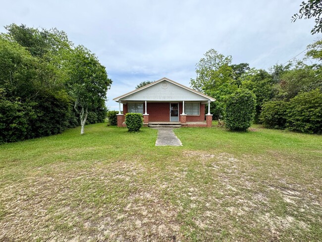 Primary Photo - 2195 Shipman Rd