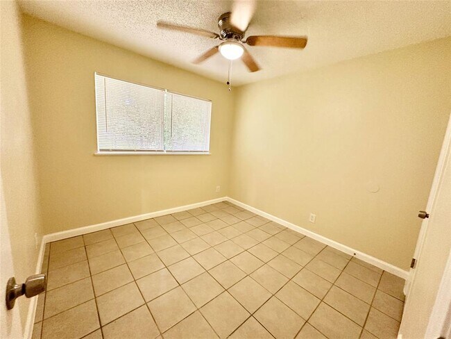 Building Photo - 5206 Regency Cove