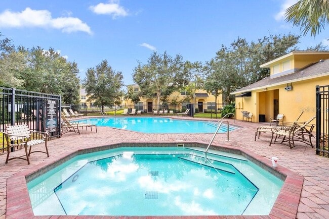 Building Photo - 37669 Aaralyn Rd