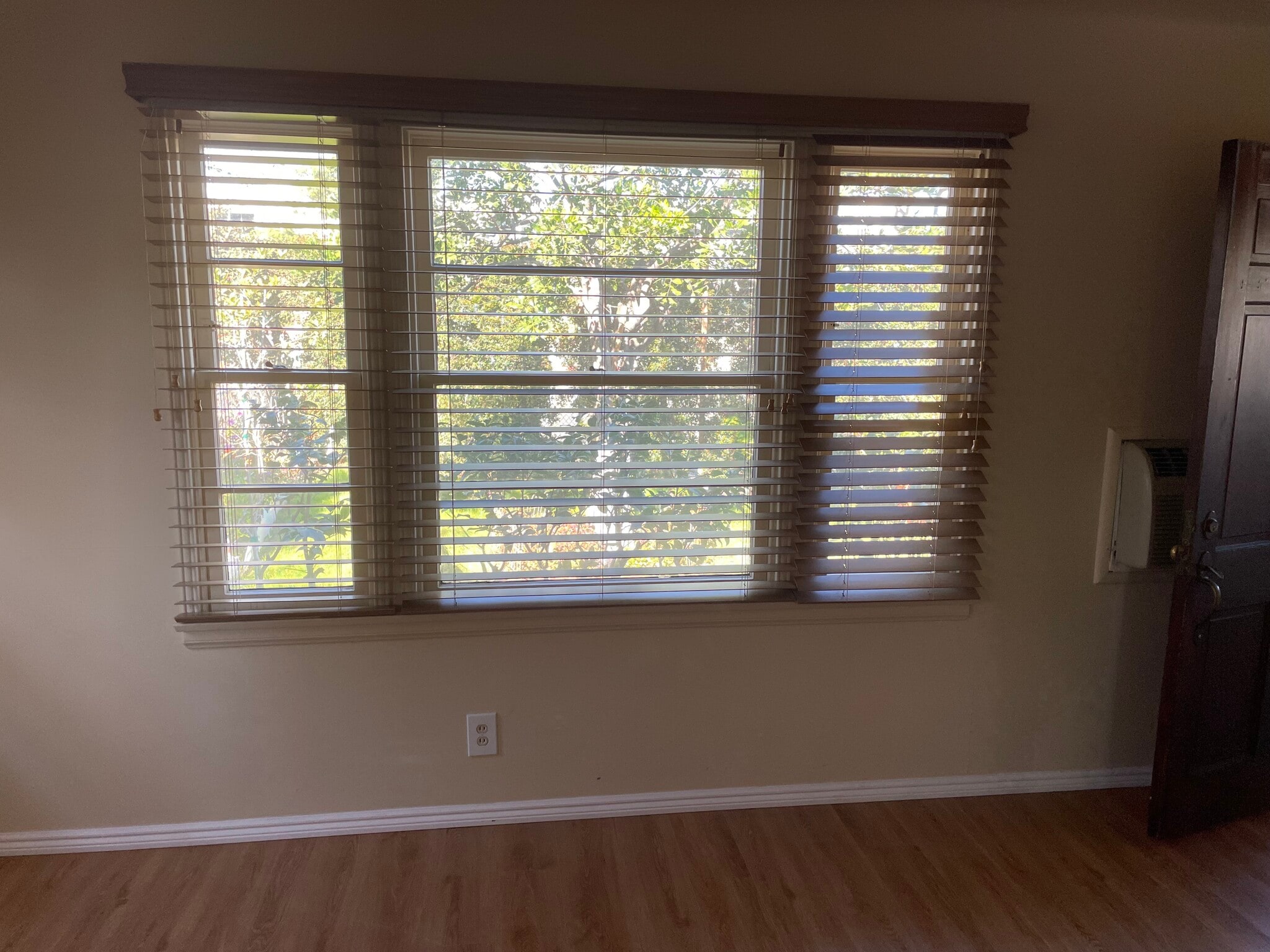 New paint - 9064 Mission Dr