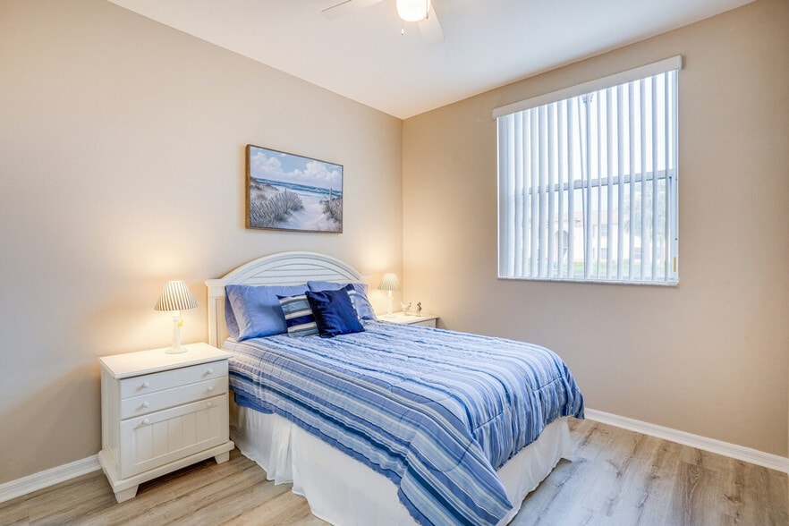 Building Photo - 15430 Bellamar Cir