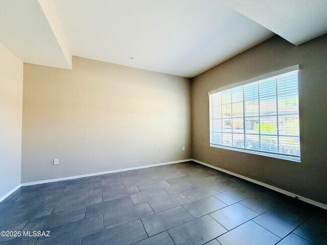 Building Photo - 1500 E Pusch Wilderness Dr