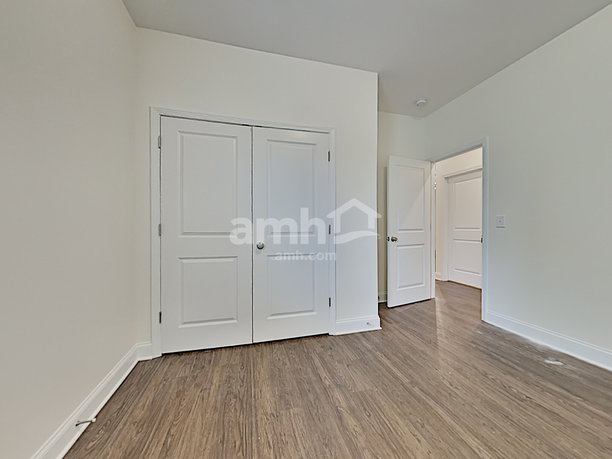 Building Photo - 147 Pullen Dr