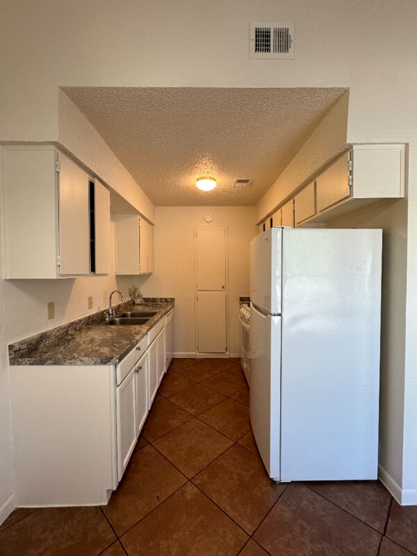 Building Photo - 311 Flournoy Dr