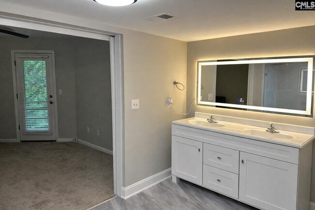 Building Photo - 1850 Atlantic Dr