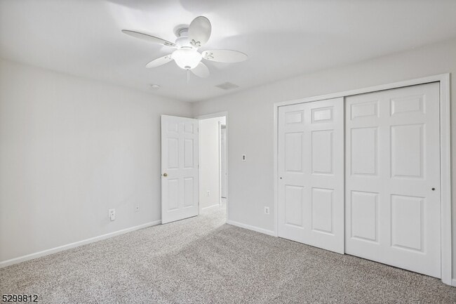 Building Photo - 91 Patriot Hill Dr