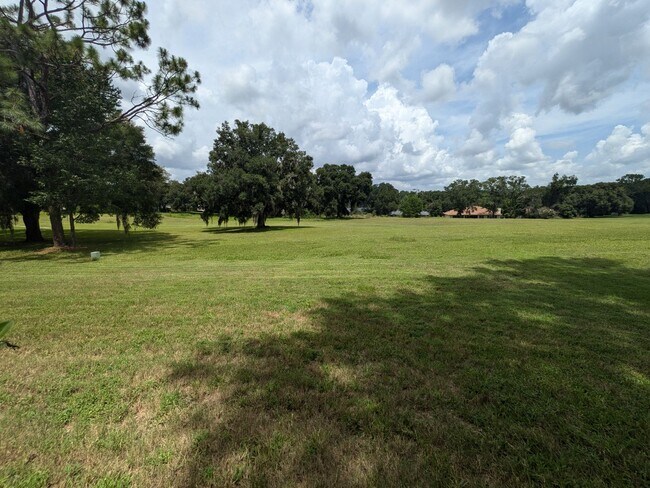 Building Photo - 2 Bedroom 2 Bath Maintenance Free Villa in...