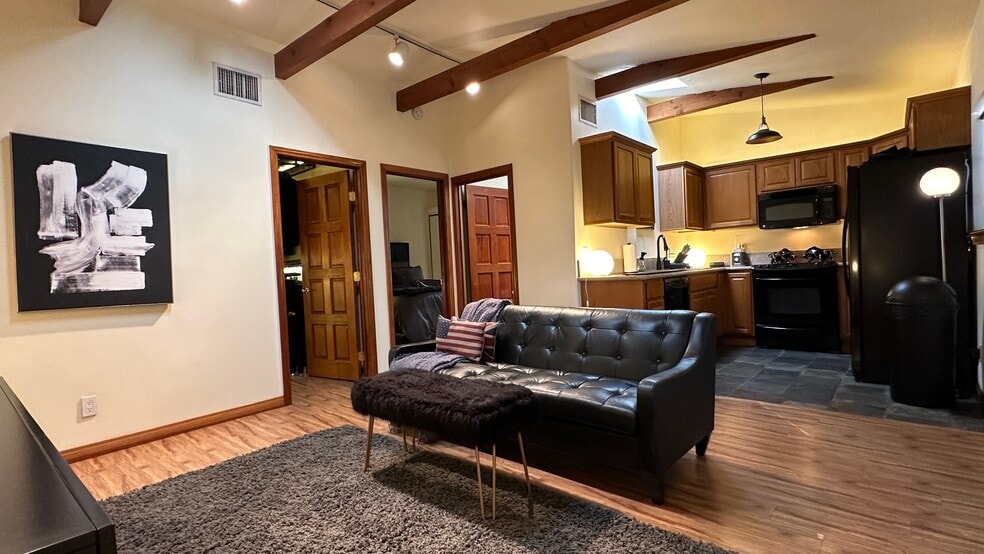 Building Photo - 26065 Adamor Rd