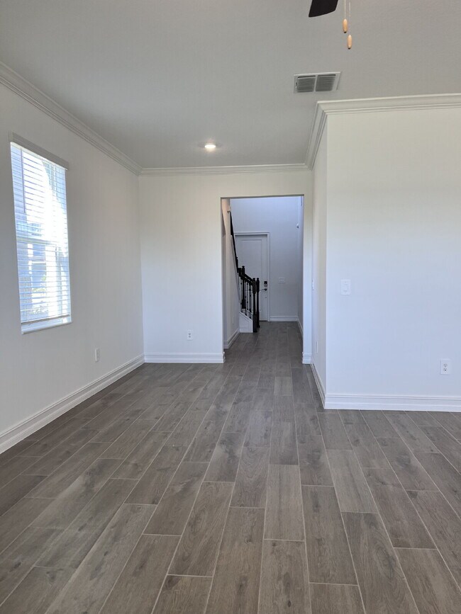 Building Photo - 7016 119th Ct E