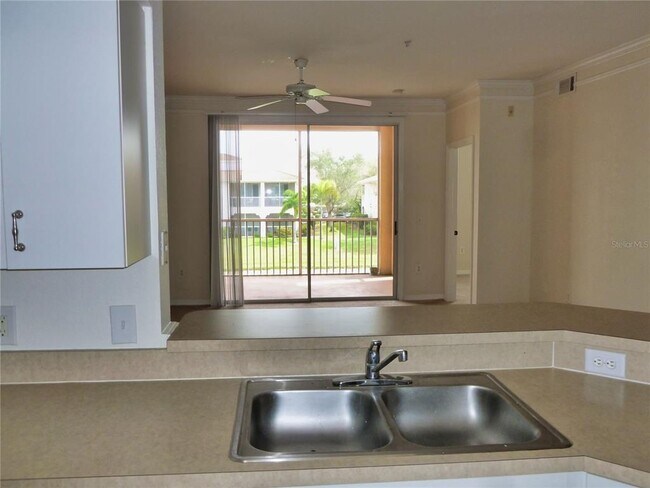 Building Photo - 4170 Central Sarasota Pkwy