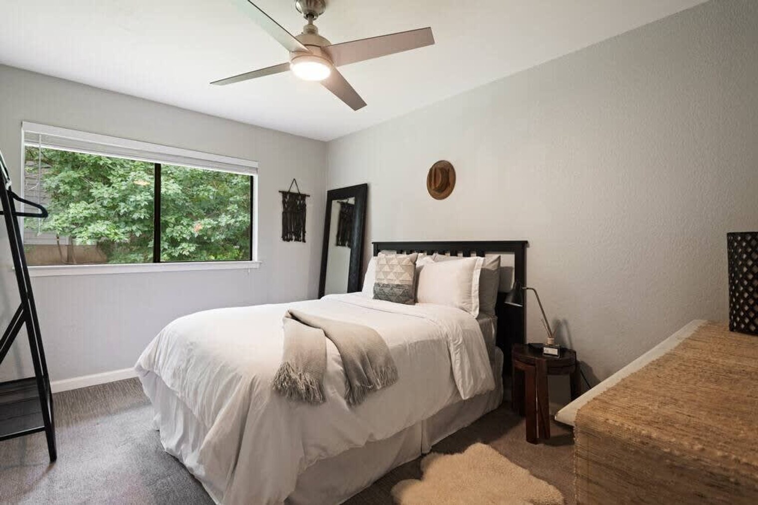 Building Photo - 802 Ramble Ln