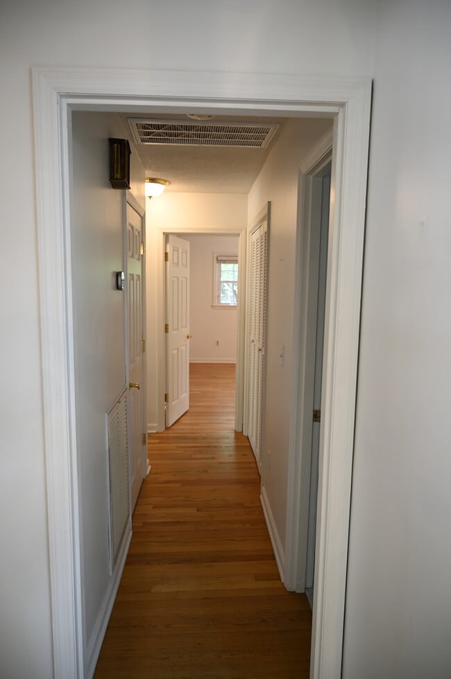 Building Photo - 1265 Penny Cir