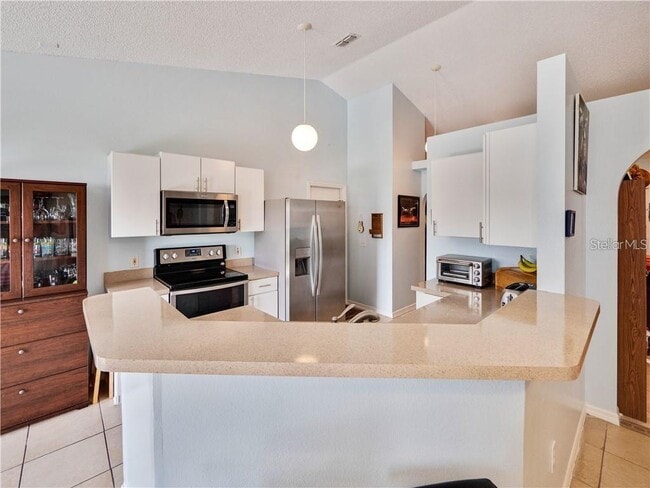 Building Photo - 709 Del Prado Dr