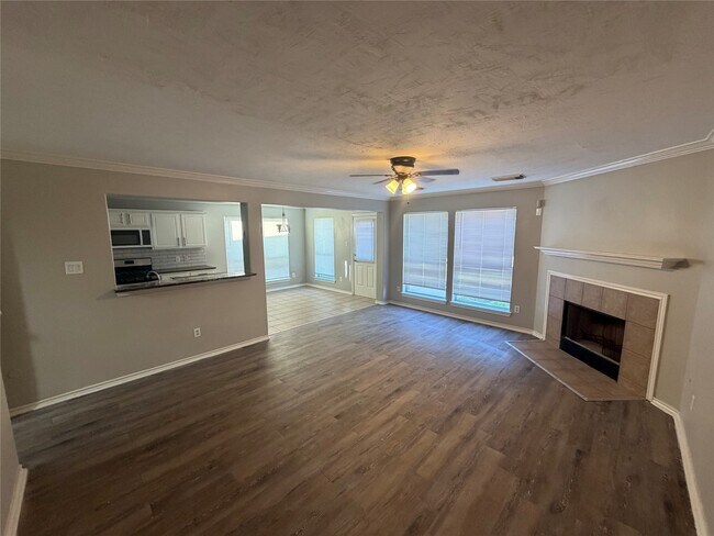 Building Photo - 15343 Court Amber Trail