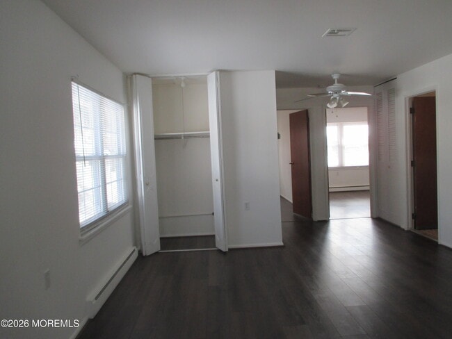 Building Photo - 306C W Malvern Ct