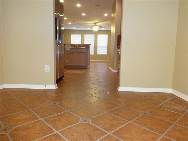 Building Photo - 2302 Turnbury Elm Ct