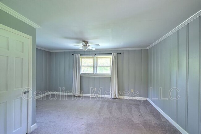Building Photo - 119 Windemere Dr
