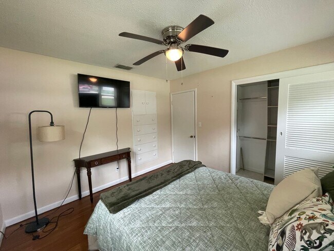 Building Photo - Fully Furnished 3BR/2BA Home in Dunnellon ...