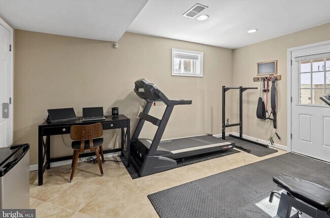 Bedroom 2 - 5500 Old Mill Rd