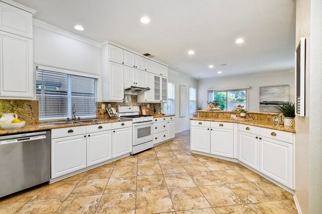 Building Photo - 3184 Toopal Dr