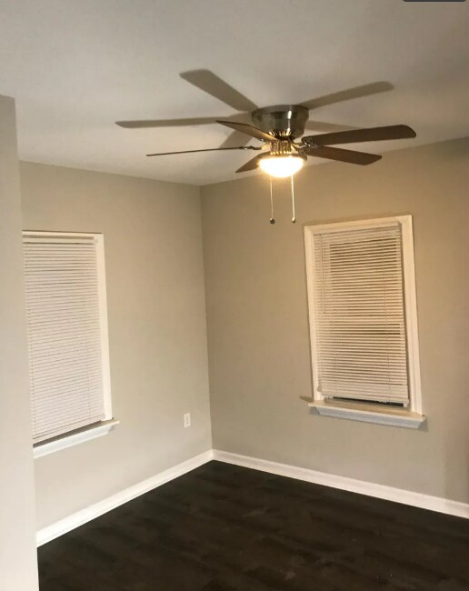 Building Photo - 636 N Grove Ave