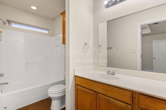 Building Photo - 109 Apple Ln