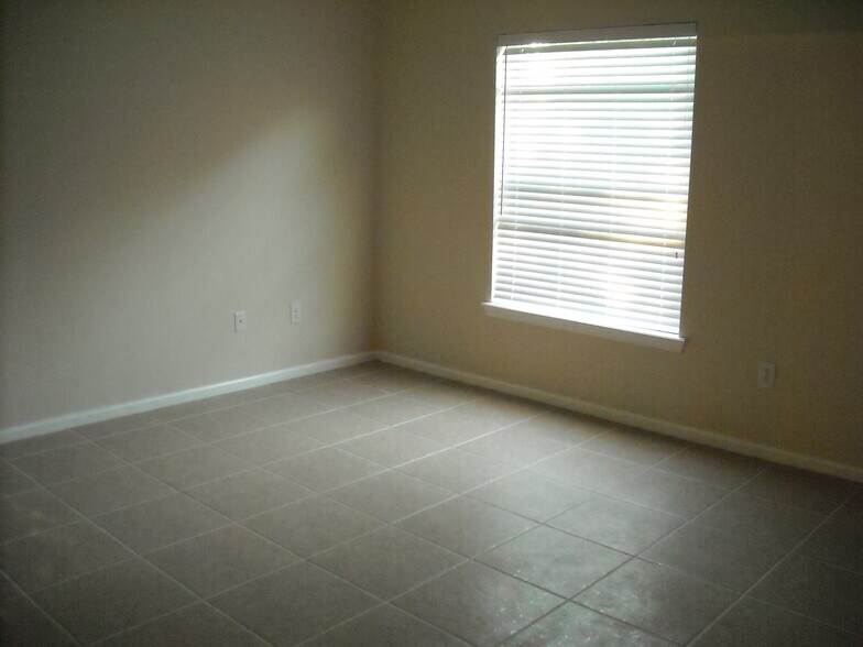 Building Photo - 6408 Shortleaf Pl