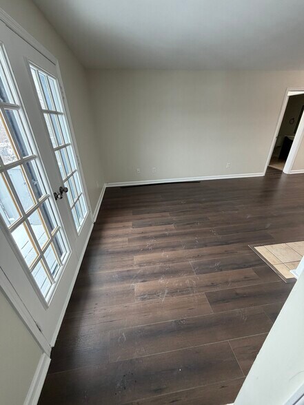 Building Photo - 109 Prescott Place