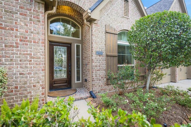 Building Photo - 27930 Colonial Point Dr