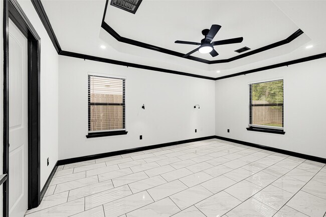 Building Photo - 13104 Donegal Way