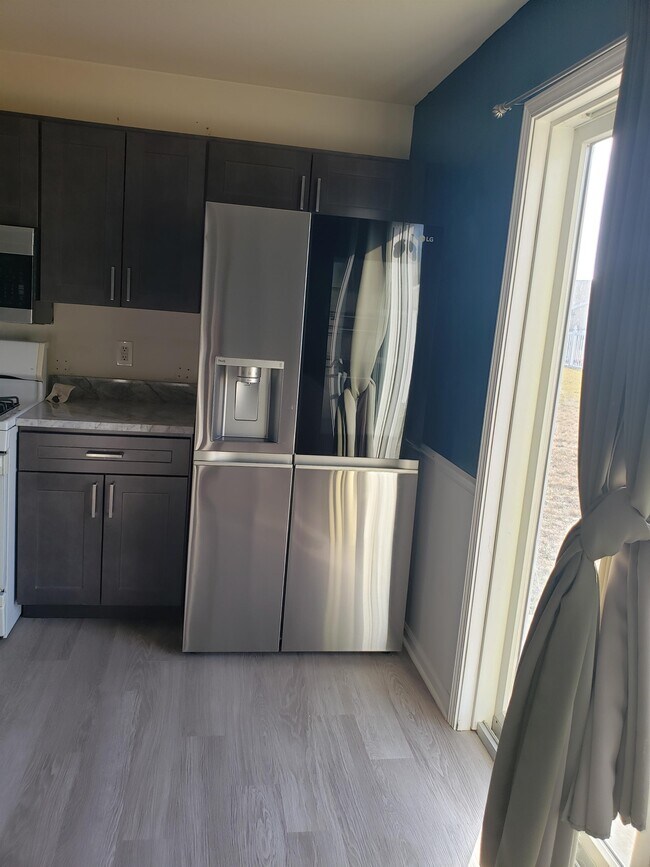 Building Photo - 5809 Phillips Rd