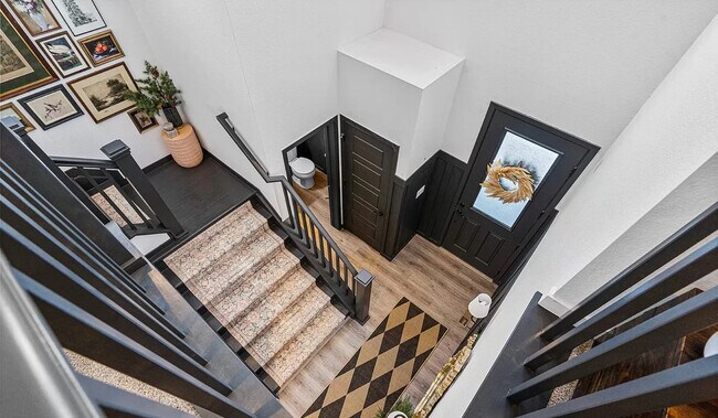 Building Photo - 1000 Equinox Dr