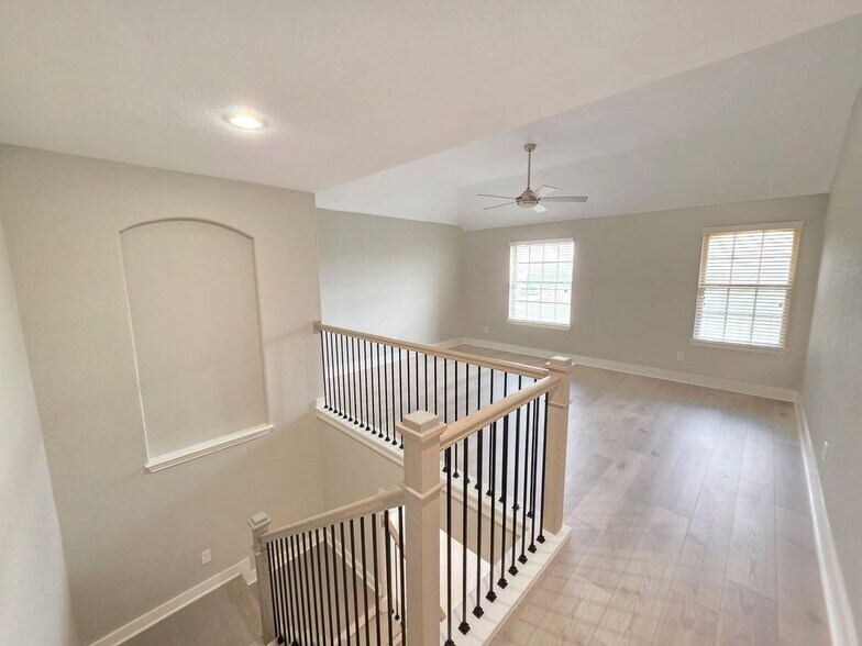 Building Photo - 4822 La Santa Rd