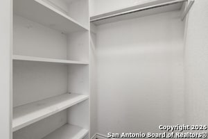 Building Photo - 109 Weeping Willow