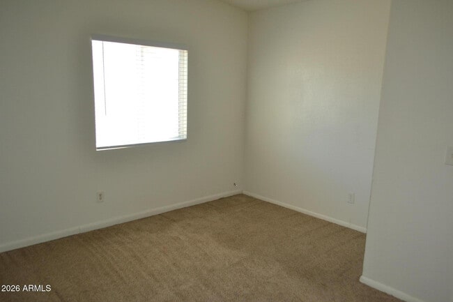 Building Photo - 1551 E 28th Ave