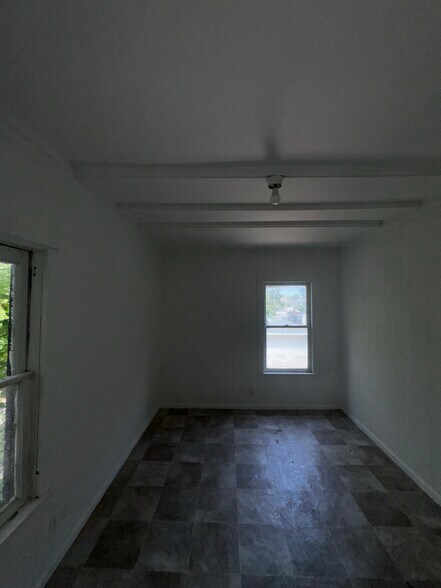 Building Photo - 1211 Starr Ave