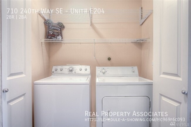 Building Photo - 710 240th Way SE