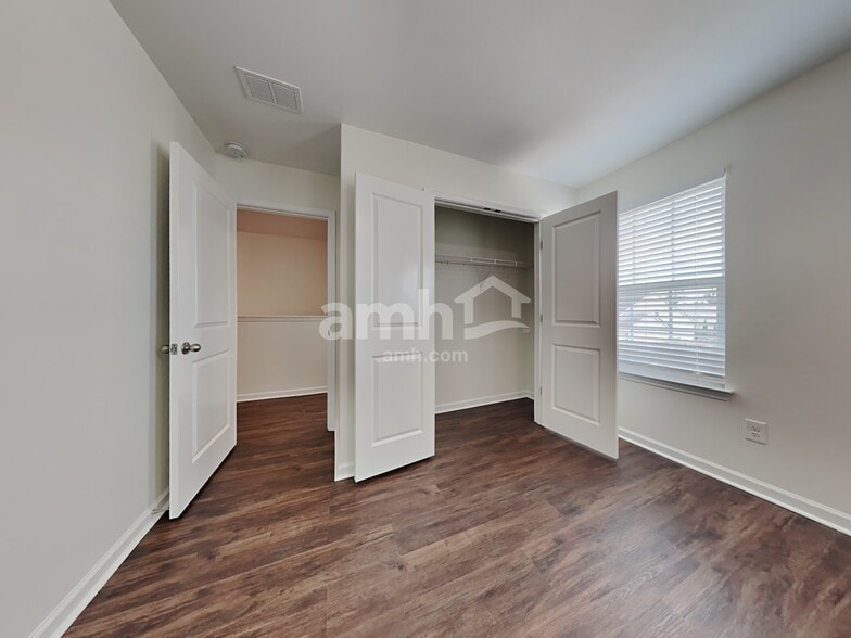 Building Photo - 1110 Friartuck Trail