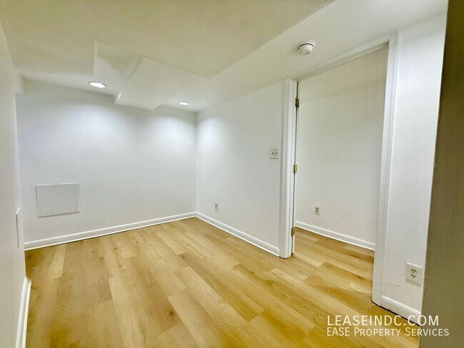 Building Photo - 29 T St NW