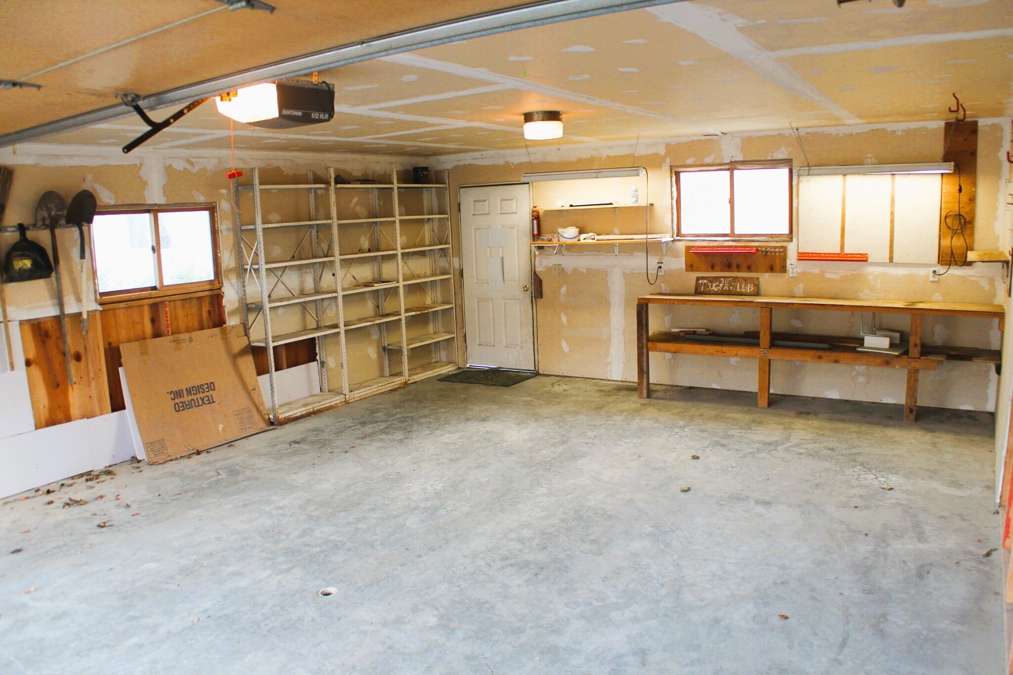 2 car garage - 15160 E Robin Ln