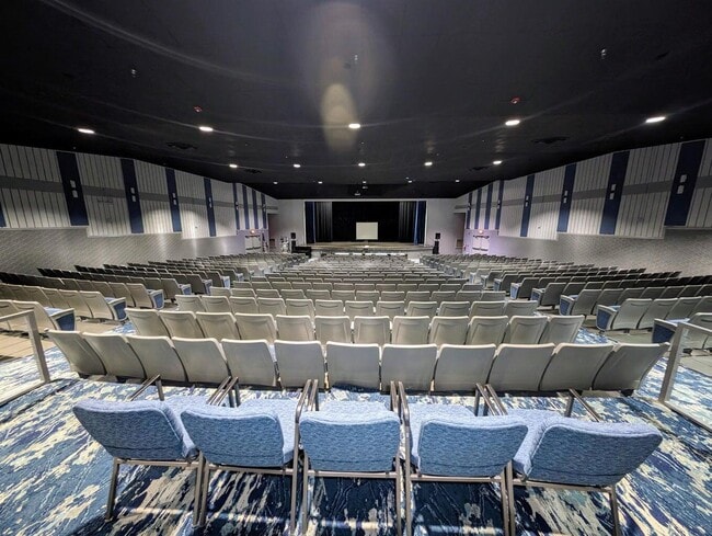 Building Photo - 7515 S Oriole Blvd