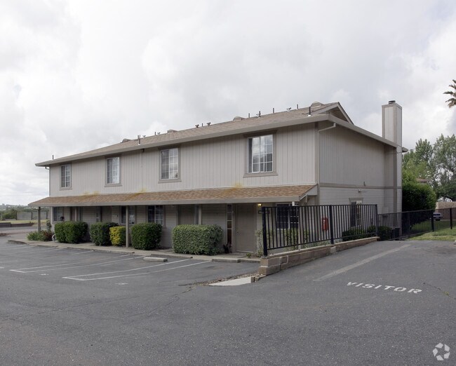 Primary Photo - Golden Terrace Apartments