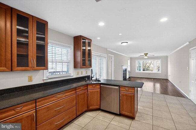 Building Photo - 102 Cunningham Park Ct SE