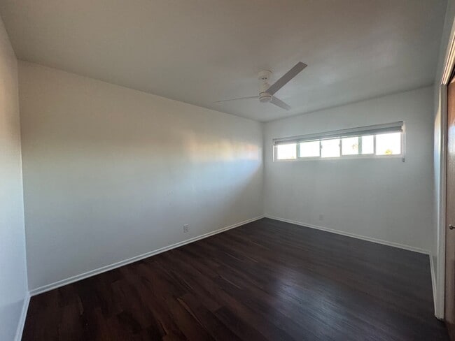 Building Photo - Charming 3bd 2ba apartment