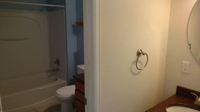 Building Photo - Apartment next to Bill Snyder Family Stadi...