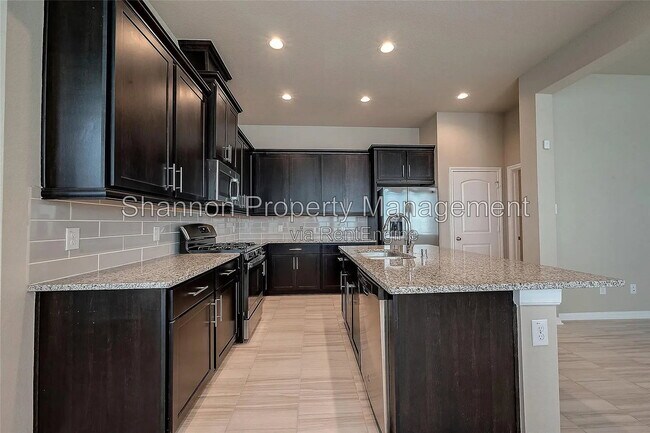 Building Photo - 2559 Terrace Point Dr