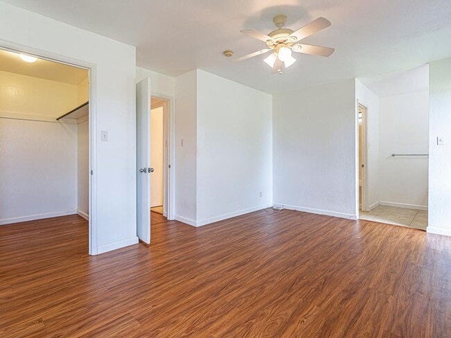 Building Photo - Pet Friendly in Kailua - Enchanted Lakes!