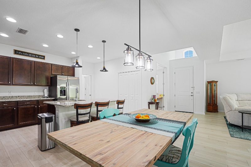 Building Photo - 9337 Cool Breeze Dr